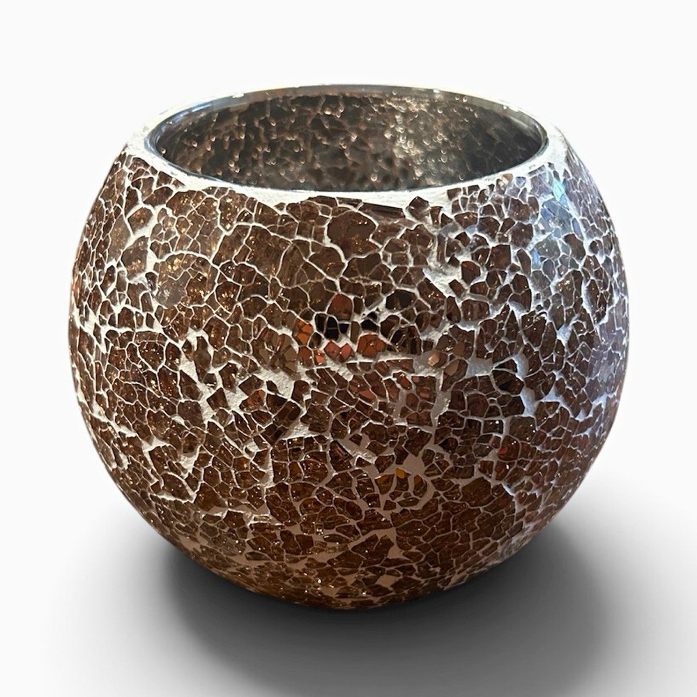 Single Mosaic Crackle Glass Round pendant light shade.